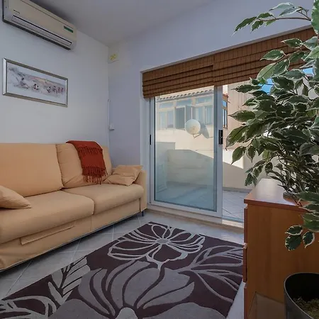 Lavender Top Floor